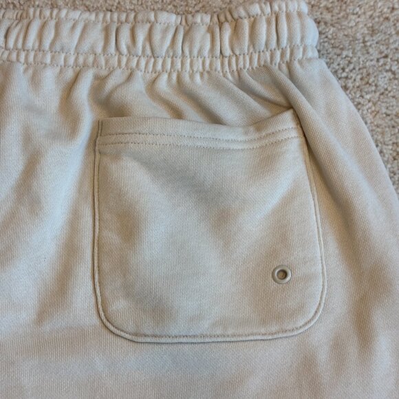 NWT Nike Cream/Light Beige Standard Fit Above Knee Lenth Athletic Shorts - Picture 7 of 12